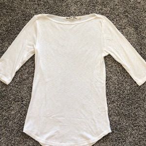 White 3/4 sleeve tee